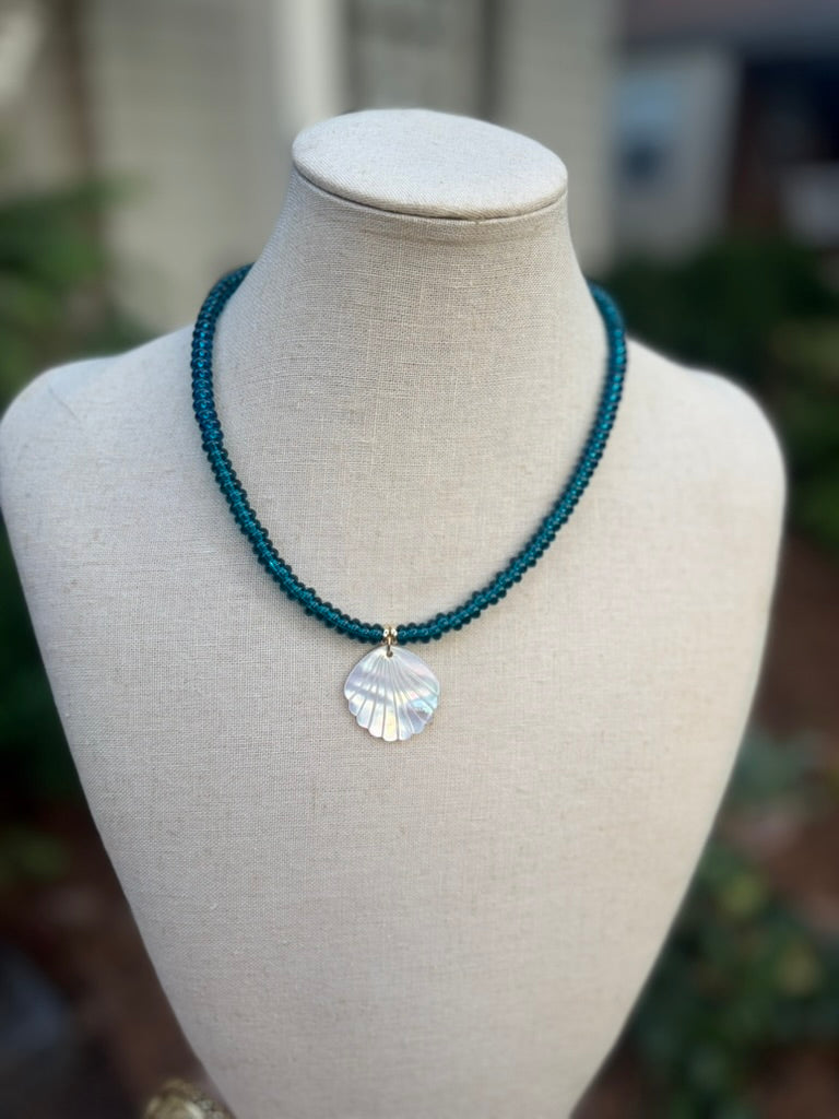 Liv Necklace