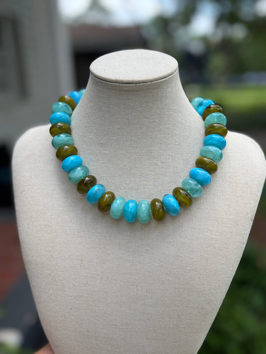 Mary Necklace